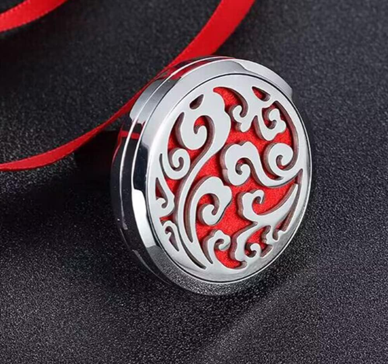 Car Aromatherapy Essential Oil Diffuser Stainless Steel Locket with Vent Clip Silver